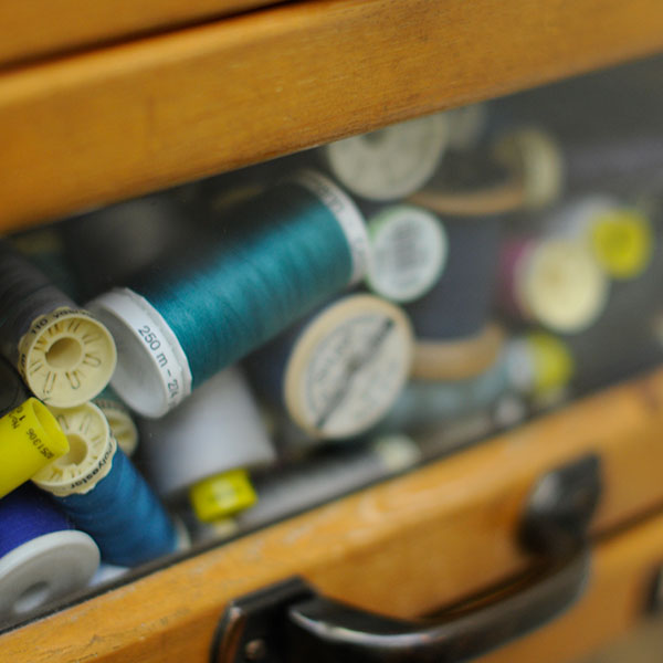 HILARY WILI drawers of cotton reels